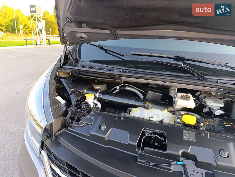 Вантажний фургон Renault Trafic 2021 в Дубні