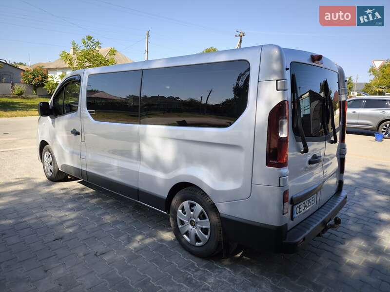 Минивэн Renault Trafic 2015 в Сокирянах
