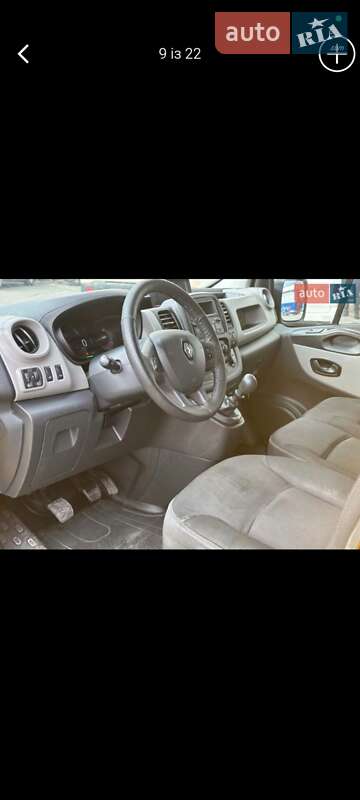 Минивэн Renault Trafic 2017 в Дубно