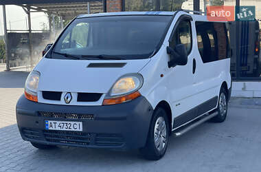 Мінівен Renault Trafic 2003 в Скалаті