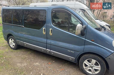 Минивэн Renault Trafic 2004 в Хотине