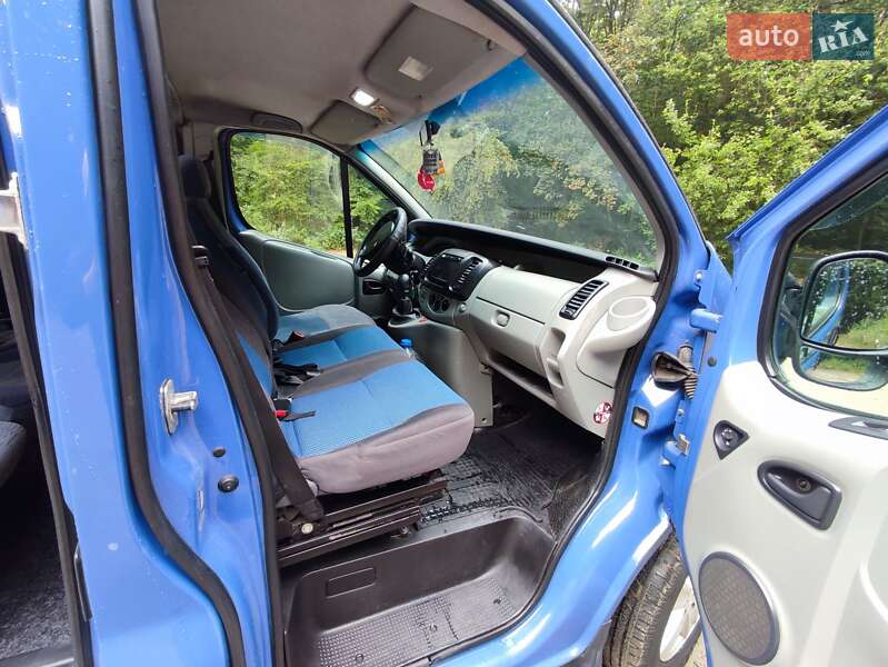 Минивэн Renault Trafic 2007 в Львове