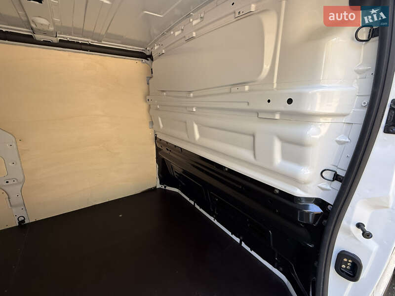 Інші вантажівки Renault Trafic 2024 в Києві