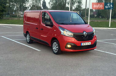 Вантажний фургон Renault Trafic 2015 в Житомирі