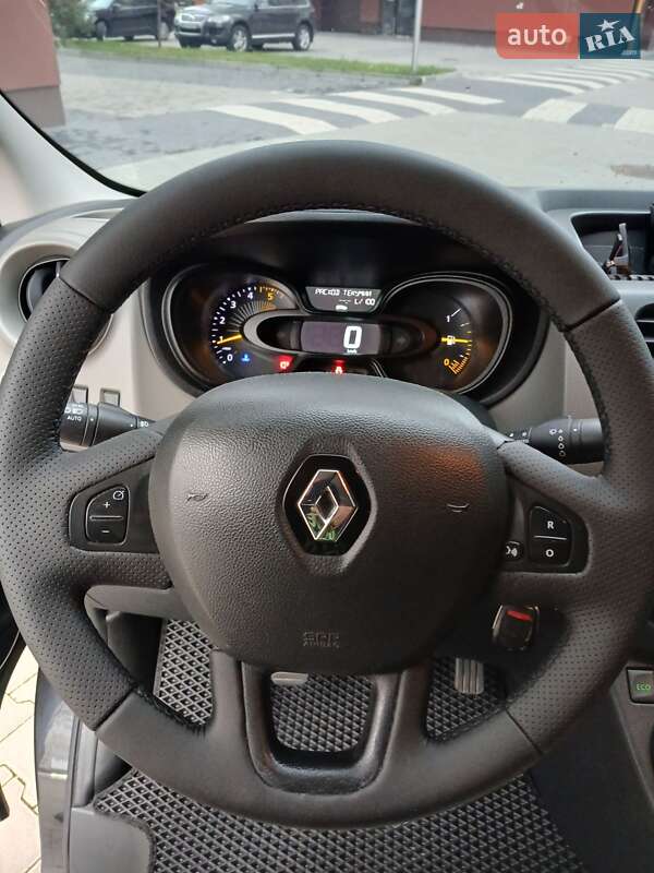 Грузовой фургон Renault Trafic 2016 в Ивано-Франковске