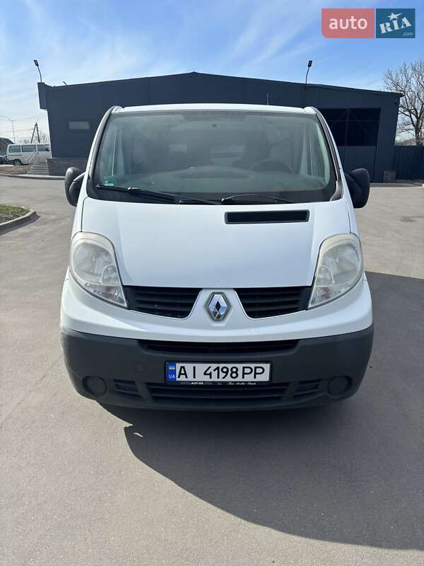 Renault Trafic 2011
