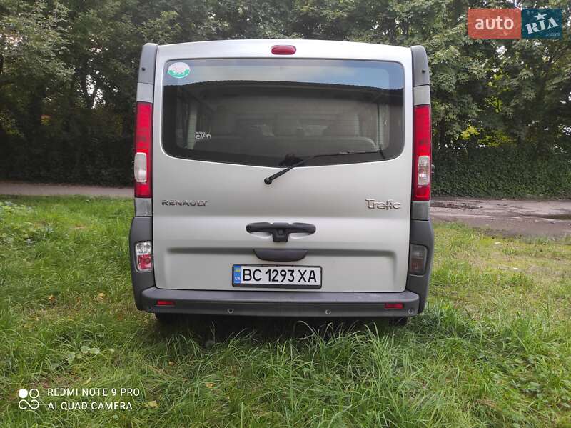 Минивэн Renault Trafic 2008 в Львове