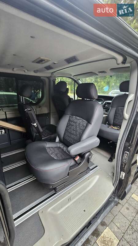 Минивэн Renault Trafic 2006 в Ужгороде