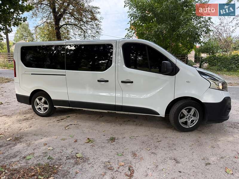 Мінівен Renault Trafic 2016 в Києві
