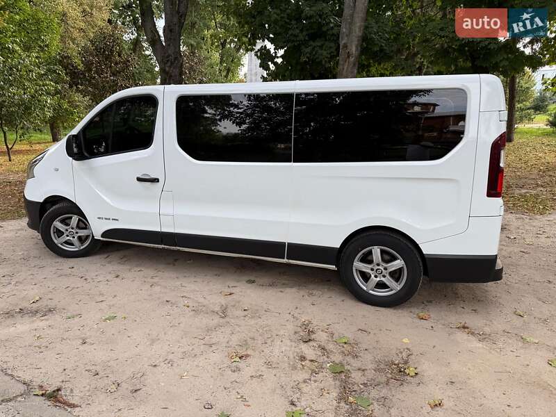 Мінівен Renault Trafic 2016 в Києві