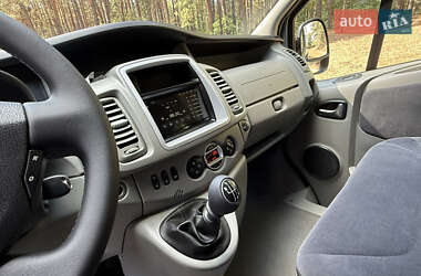 Минивэн Renault Trafic 2014 в 