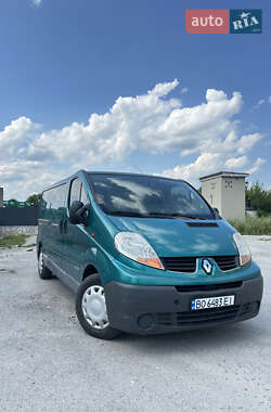 Вантажний фургон Renault Trafic 2006 в Тернополі