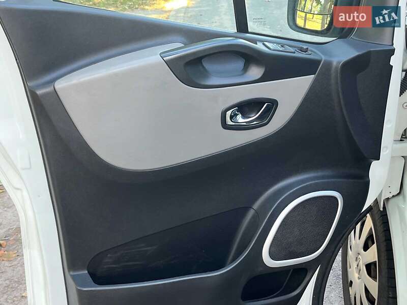 Грузовой фургон Renault Trafic 2018 в Киеве фото 25 Грузовой фургон Renault Trafic 2018 в Киеве