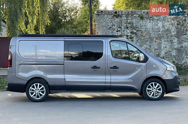 Мінівен Renault Trafic 2017 в Млиніві