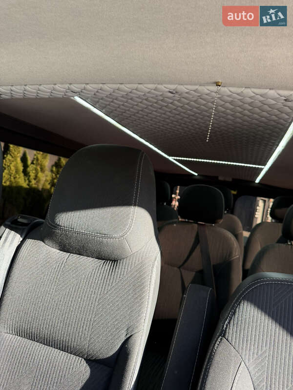 Мінівен Renault Trafic 2020 в Львові