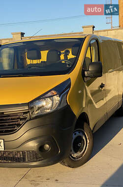 Вантажний фургон Renault Trafic 2018 в Києві