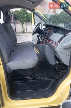 Минивэн Renault Trafic 2002 в 