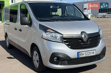 Грузопассажирский фургон Renault Trafic 2015 в Одессе