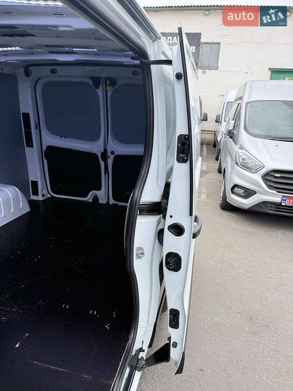 Вантажний фургон Renault Trafic 2020 в Луцьку