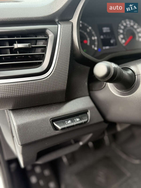 Грузопассажирский фургон Renault Trafic 2023 в Киеве фото 86 Грузопассажирский фургон Renault Trafic 2023 в Киеве