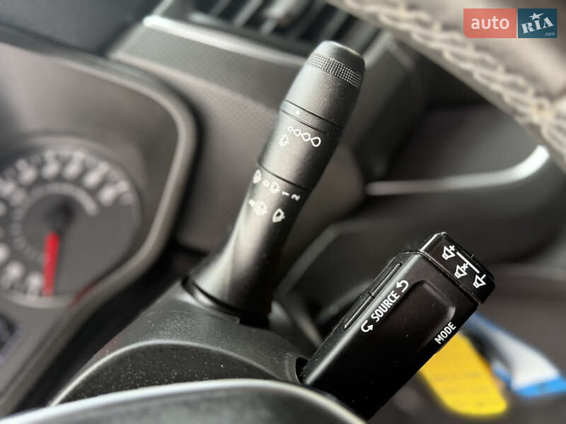 Грузопассажирский фургон Renault Trafic 2023 в Киеве фото 92 Грузопассажирский фургон Renault Trafic 2023 в Киеве