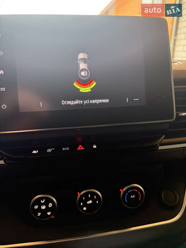 Грузопассажирский фургон Renault Trafic 2023 в Киеве фото 103 Грузопассажирский фургон Renault Trafic 2023 в Киеве