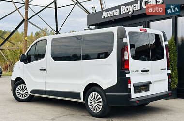 Мінівен Renault Trafic 2016 в 