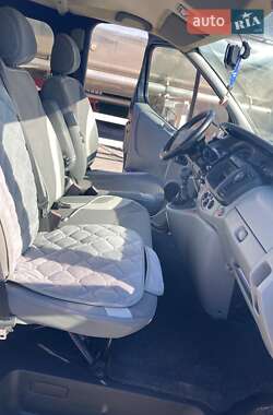 Минивэн Renault Trafic 2009 в 