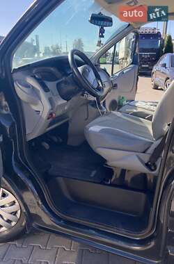 Минивэн Renault Trafic 2009 в 