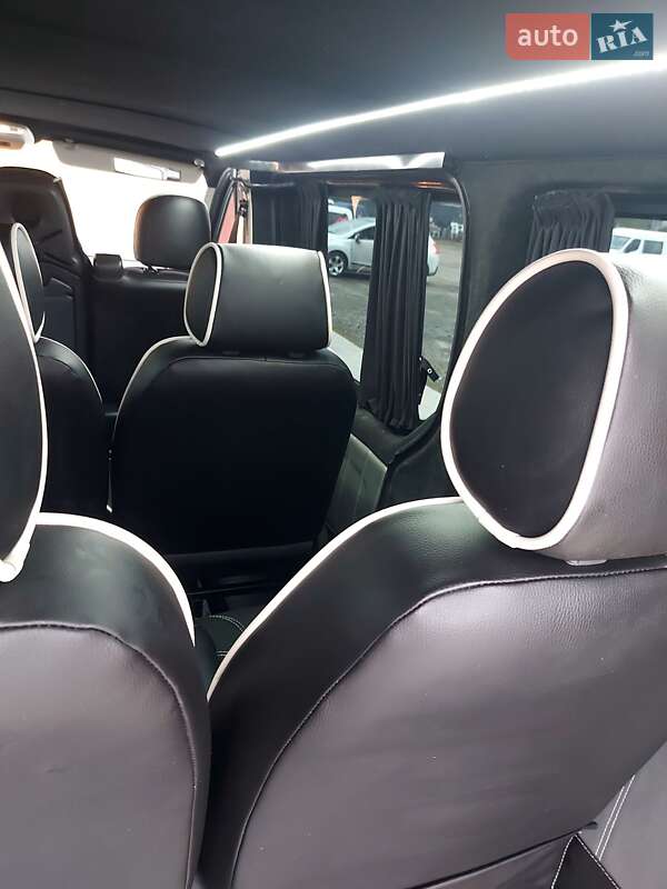 Мінівен Renault Trafic 2020 в Млиніві