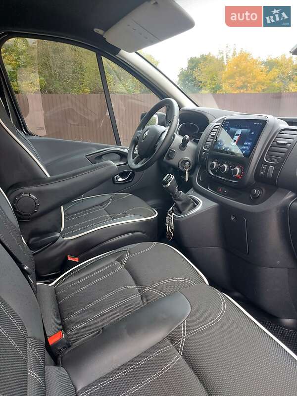 Мінівен Renault Trafic 2020 в Млиніві