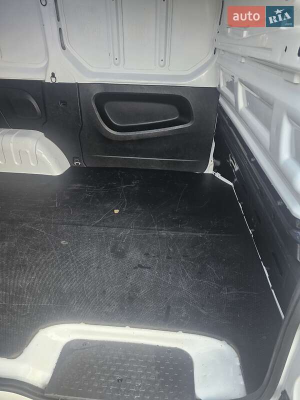 Грузопассажирский фургон Renault Trafic 2019 в Днепре