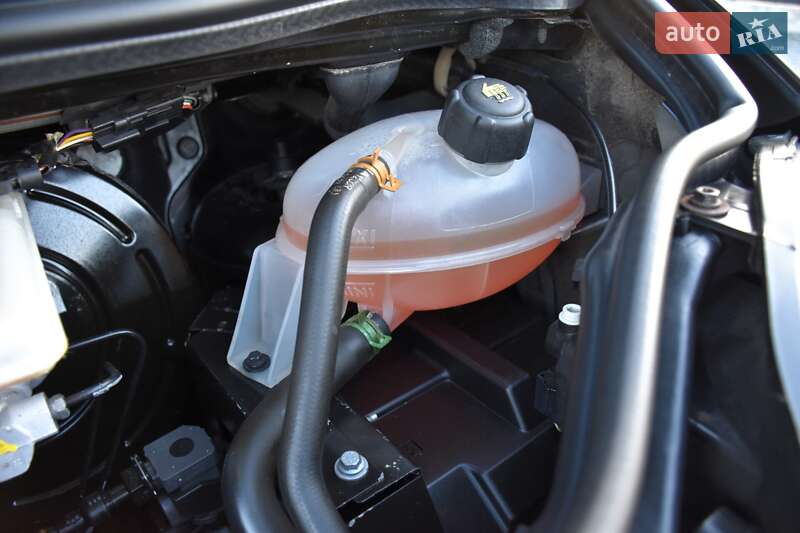 Мінівен Renault Trafic 2013 в Дрогобичі