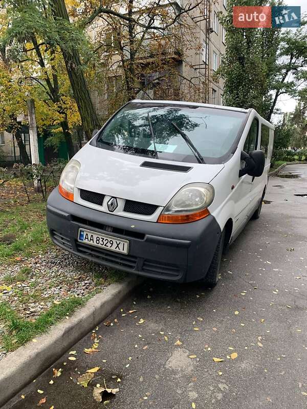 Мінівен Renault Trafic 2005 в Києві фото Мінівен Renault Trafic 2005 в Києві