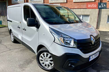 Грузопассажирский фургон Renault Trafic 2017 в Умани