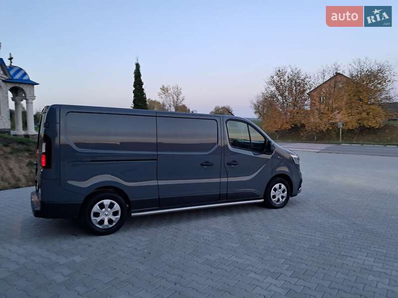 Грузовой фургон Renault Trafic 2022 в Черновцах