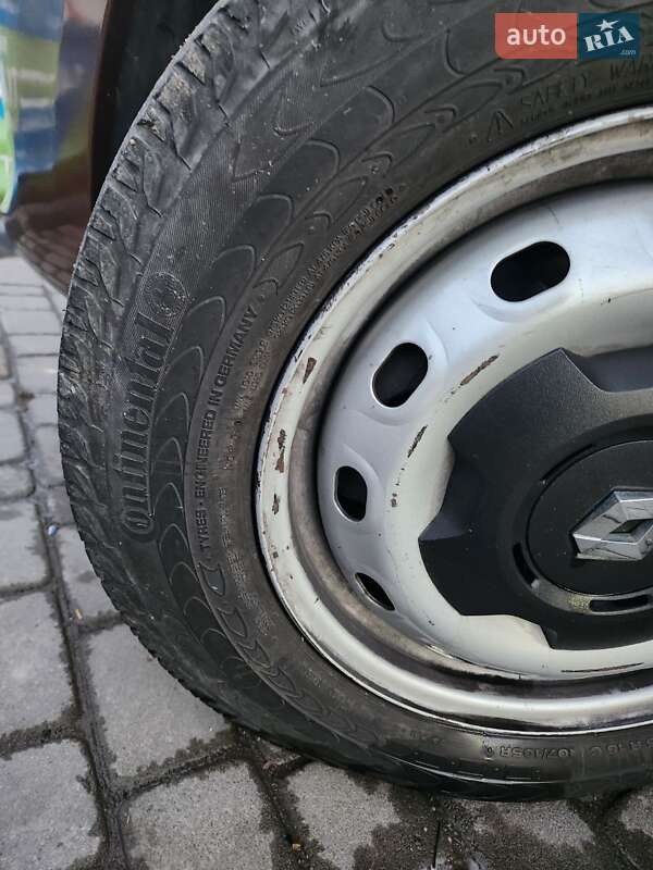 Минивэн Renault Trafic 2015 в Ивано-Франковске