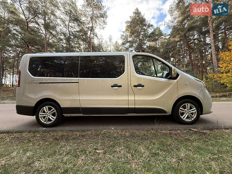 Минивэн Renault Trafic 2016 в Киеве фото 17 Минивэн Renault Trafic 2016 в Киеве