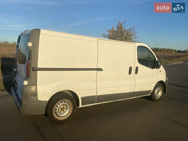 Вантажний фургон Renault Trafic 2006 в Києві