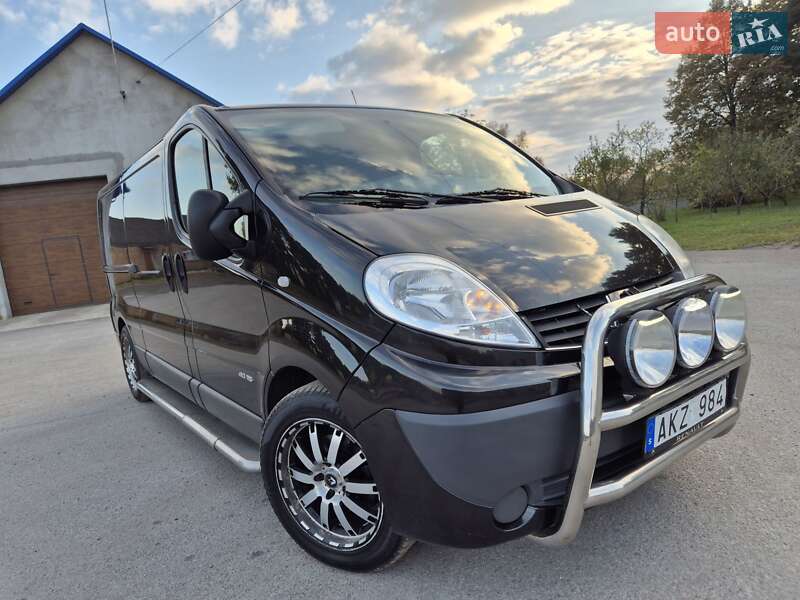 Грузовой фургон Renault Trafic 2013 в Радивилове