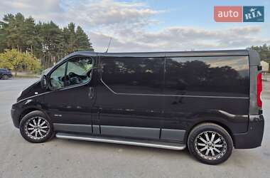 Грузовой фургон Renault Trafic 2013 в 