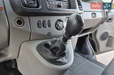 Грузовой фургон Renault Trafic 2013 в 