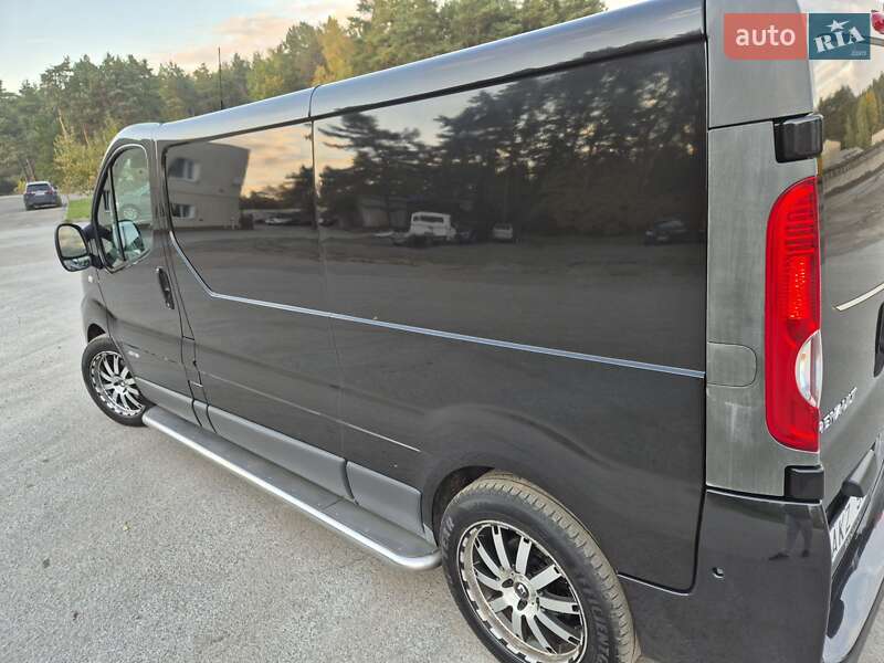 Грузовой фургон Renault Trafic 2013 в Радивилове