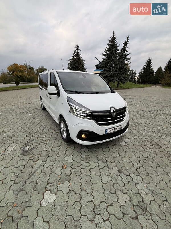 Минивэн Renault Trafic 2021 в Дубно