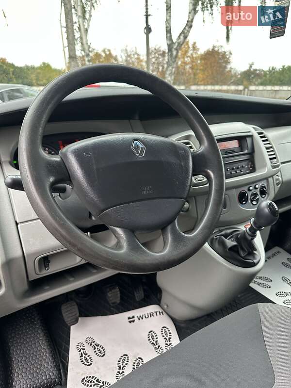 Минивэн Renault Trafic 2008 в Смеле фото 13 Минивэн Renault Trafic 2008 в Смеле