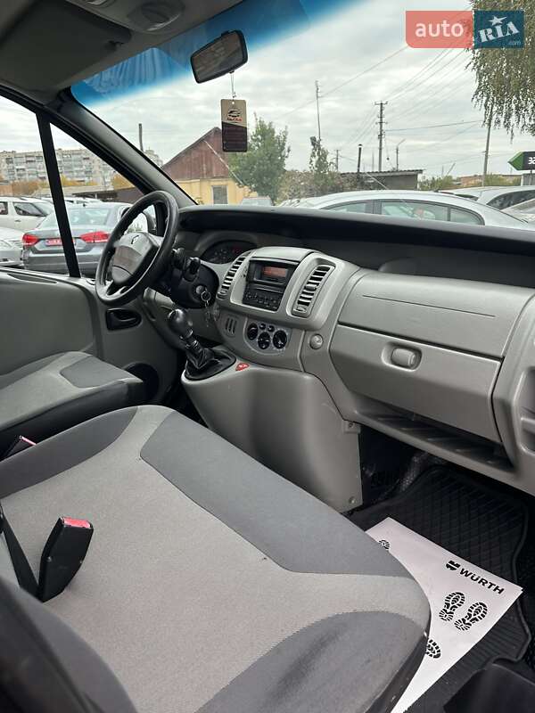 Минивэн Renault Trafic 2008 в Смеле фото 20 Минивэн Renault Trafic 2008 в Смеле