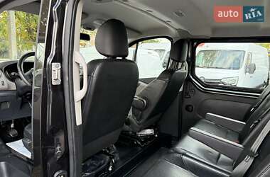 Минивэн Renault Trafic 2016 в 
