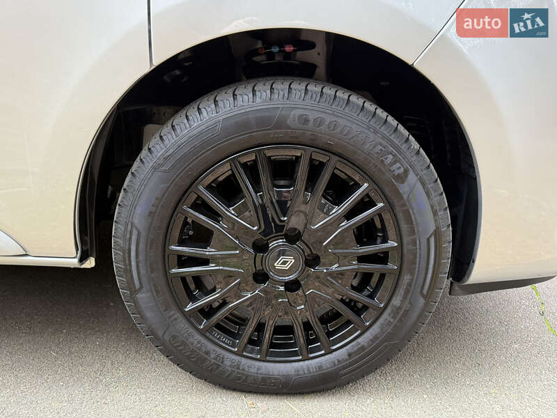 Минивэн Renault Trafic 2020 в Киеве