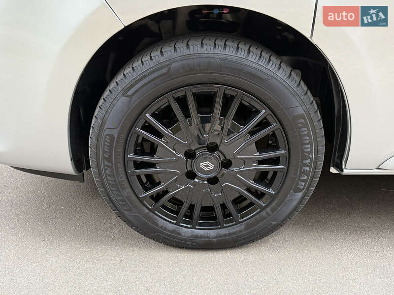 Минивэн Renault Trafic 2020 в Киеве