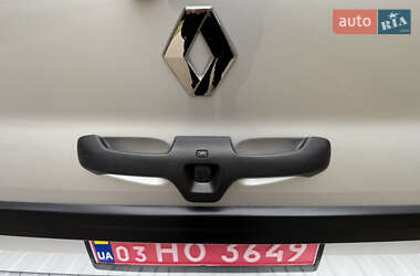 Минивэн Renault Trafic 2020 в 
